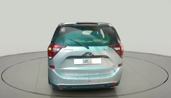 2018 Mahindra XUV500 W7, Diesel, Manual, 1,34,933 km, exterior