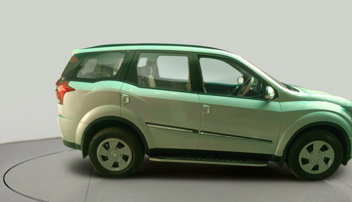 2018 Mahindra XUV500 W7, Diesel, Manual, 1,34,933 km, exterior