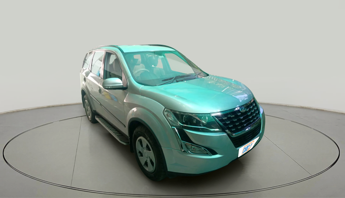 2018 Mahindra XUV500 W7, Diesel, Manual, 1,34,933 km, exterior
