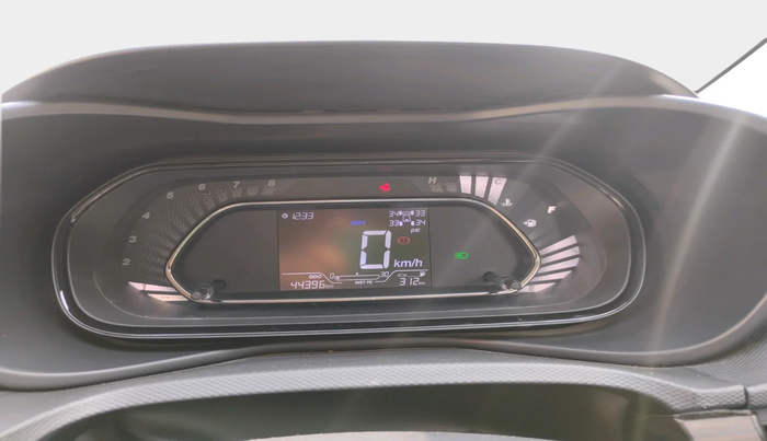 2022 Tata NEXON XZ PLUS (PREMIUM) KAZIRANGA PETROL, Petrol, Manual, 44,396 km, interior