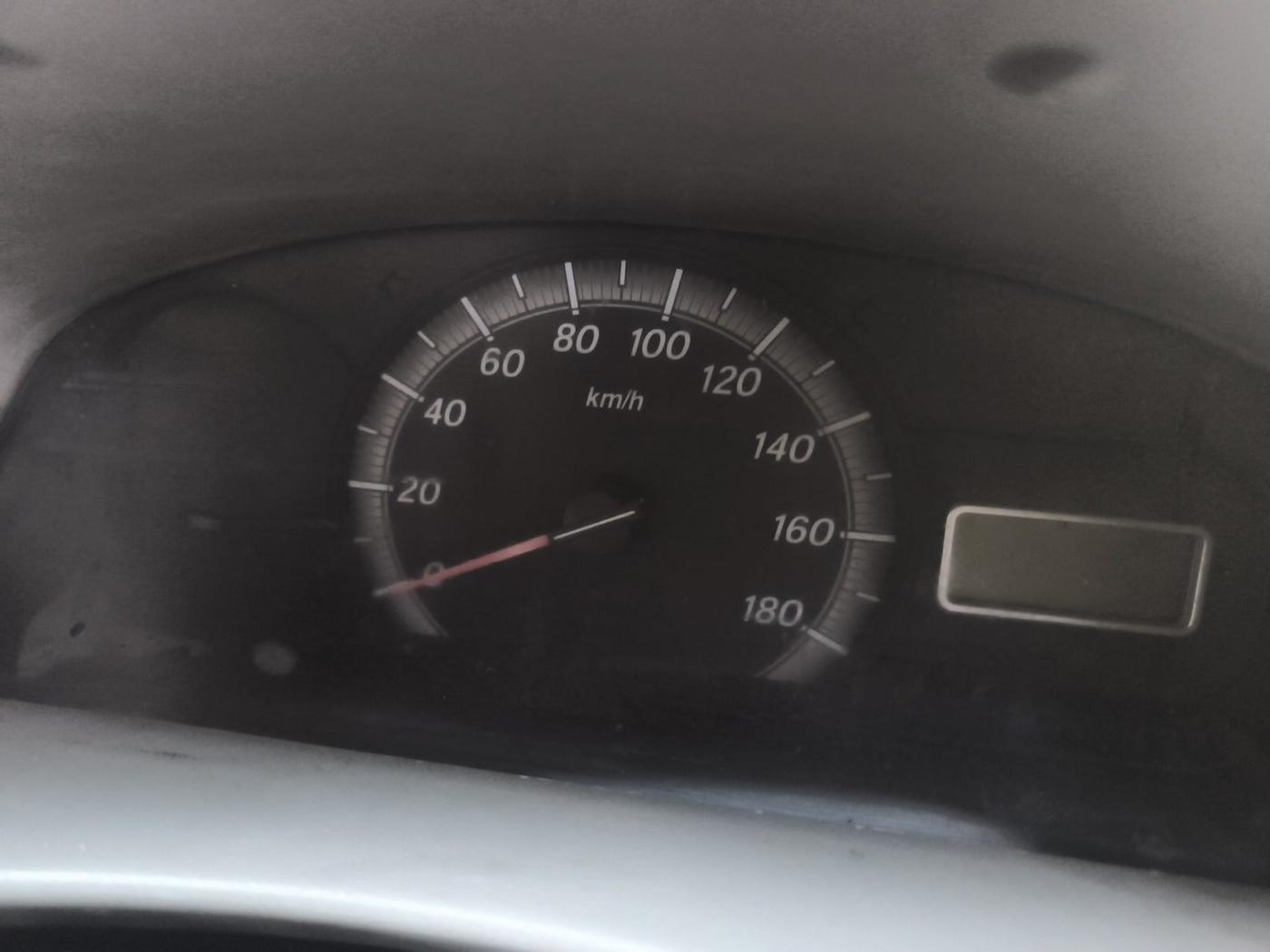 2010 Maruti Eeco 7 STR, Petrol, Manual, 1,23,456 km, interior