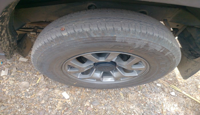 2024 Maruti JIMNY ALPHA ALL GRIP PRO MT, Petrol, Manual, 15,225 km, tyre