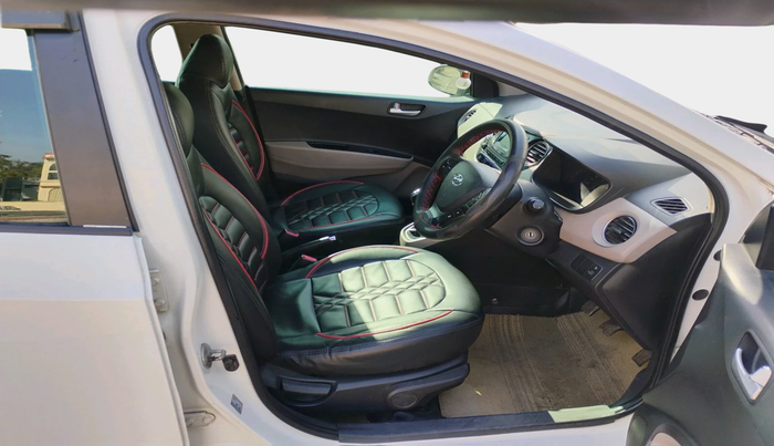 2016 Hyundai Xcent S 1.1 CRDI, Diesel, Manual, 1,53,060 km, interior