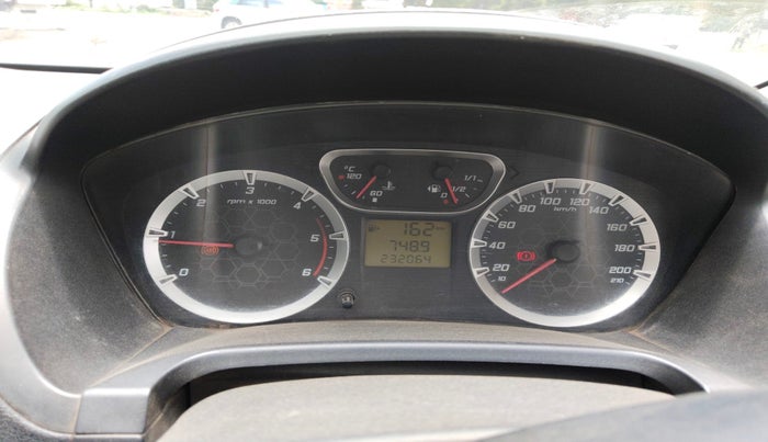 2010 Ford Fiesta ZXI 1.4 DIESEL, Diesel, Manual, 2,32,064 km, interior