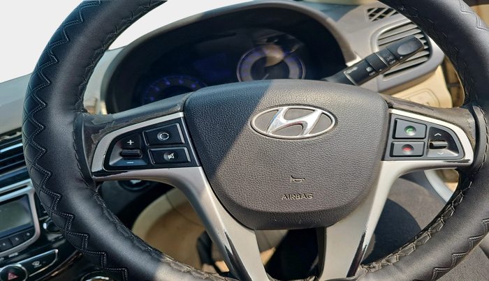 2011 Hyundai Verna FLUIDIC 1.6 VTVT SX AT, Petrol, Automatic, 57,693 km, interior