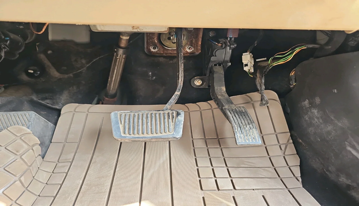 2011 Hyundai Verna FLUIDIC 1.6 VTVT SX AT, Petrol, Automatic, 57,693 km, interior