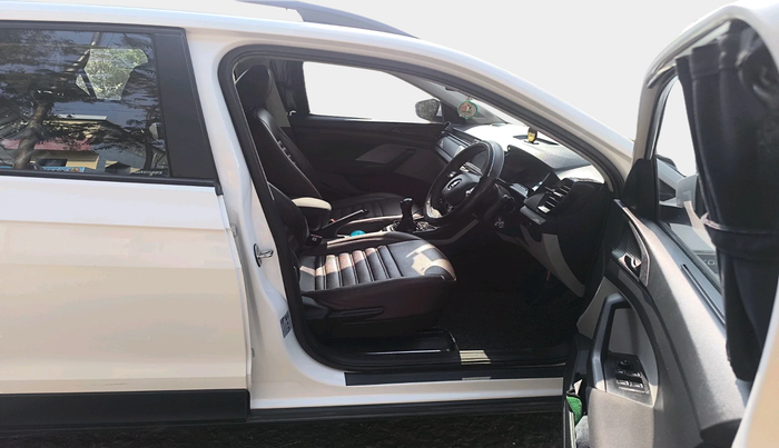 2022 Skoda KUSHAQ ACTIVE 1.0L TSI MT, Petrol, Manual, 61,166 km, interior