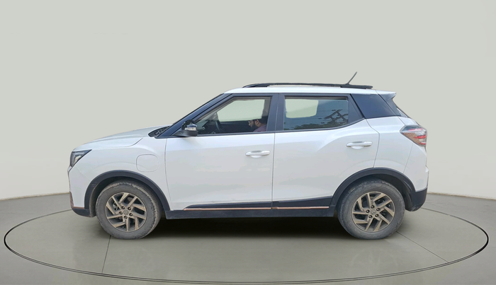 2023 Mahindra XUV400 EL 7.2 KW, Electric, Automatic, 25,471 km, exterior