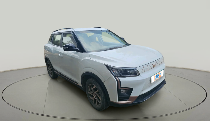 2023 Mahindra XUV400 EL 7.2 KW, Electric, Automatic, 25,471 km, exterior
