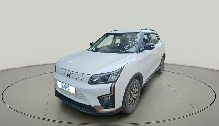2023 Mahindra XUV400 EL 7.2 KW, Electric, Automatic, 25,471 km, exterior