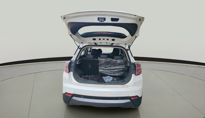 2023 Mahindra XUV400 EL 7.2 KW, Electric, Automatic, 25,471 km, exterior