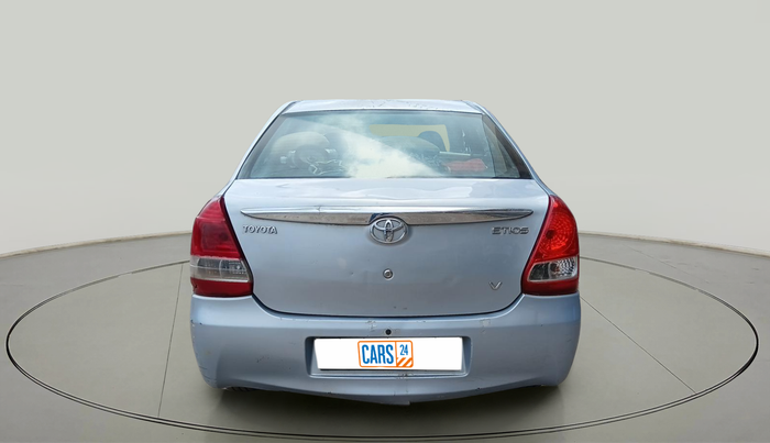 2011 Toyota Etios V, Petrol, Manual, 1,36,811 km, exterior