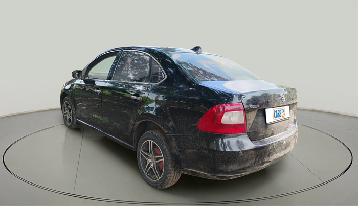 2013 Skoda Rapid AMBITION 1.6 TDI CR MT, Diesel, Manual, 1,11,582 km, exterior