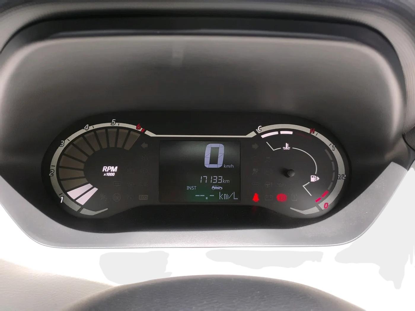 2022 Nissan MAGNITE XE, Petrol, Manual, 17,133 km, interior