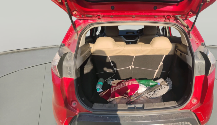 2018 Tata NEXON XM DIESEL, Diesel, Manual, 1,30,211 km, exterior