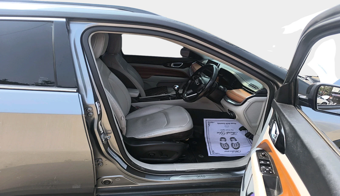 2021 Jeep Compass LIMITED (O) 2.0 DIESEL, Diesel, Manual, 1,70,957 km, interior