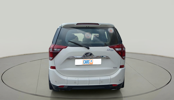 2019 Mahindra XUV500 W11, Diesel, Manual, 1,69,918 km, exterior