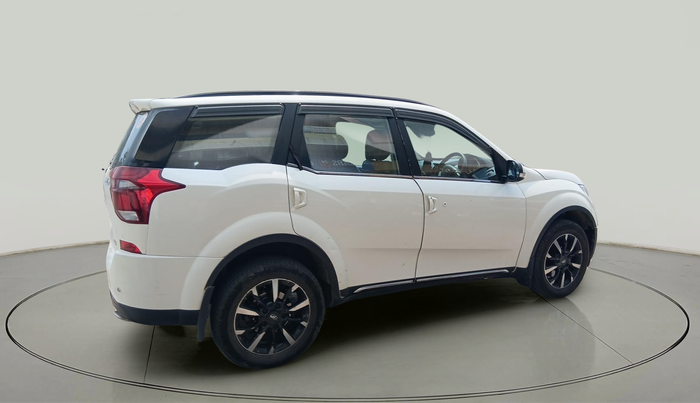 2019 Mahindra XUV500 W11, Diesel, Manual, 1,69,918 km, exterior