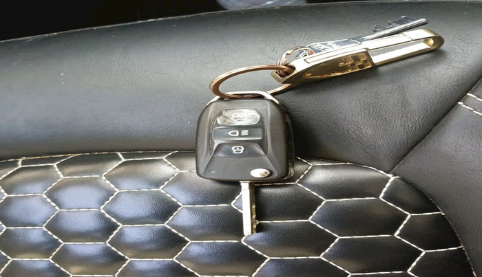 2023 Tata NEXON XMA SUNROOF PETROL, Petrol, Automatic, 41,125 km, interior