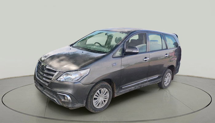 2013 Toyota Innova 2.5 GX 8 STR, Diesel, Manual, 1,80,267 km, exterior