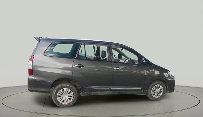 2013 Toyota Innova 2.5 GX 8 STR, Diesel, Manual, 1,80,267 km, exterior