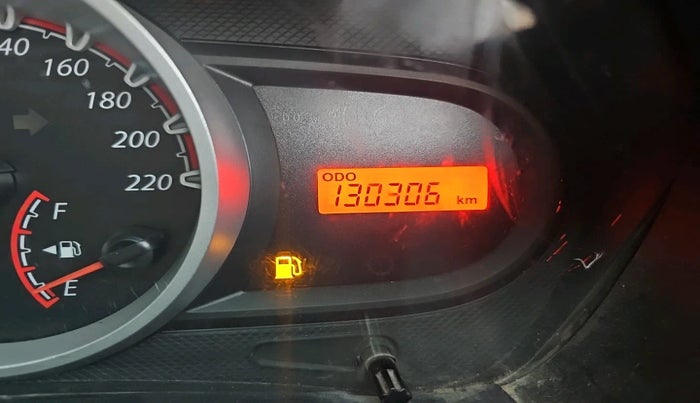 2011 Ford Figo TITANIUM 1.4 DIESEL, Diesel, Manual, 1,30,306 km, interior