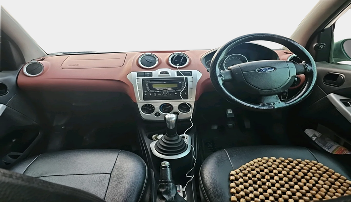 2011 Ford Figo TITANIUM 1.4 DIESEL, Diesel, Manual, 1,30,306 km, interior