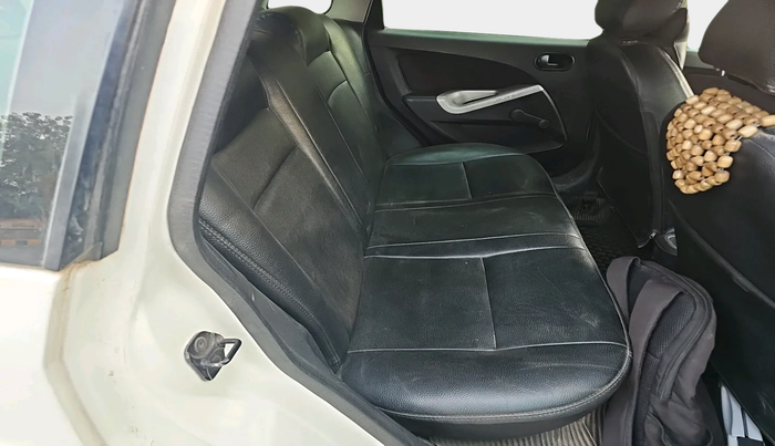 2011 Ford Figo TITANIUM 1.4 DIESEL, Diesel, Manual, 1,30,306 km, interior