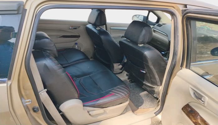 2016 Maruti Ertiga ZDI + SHVS, Diesel, Manual, 2,18,280 km, interior