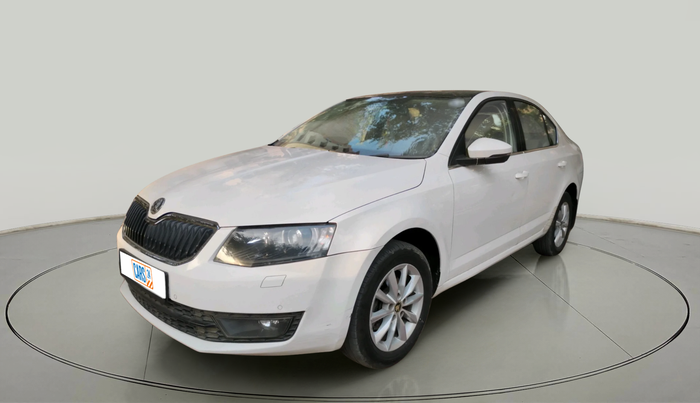 2014 Skoda Octavia ELEGANCE 2.0 TDI AT, Diesel, Automatic, 1,26,459 km, exterior