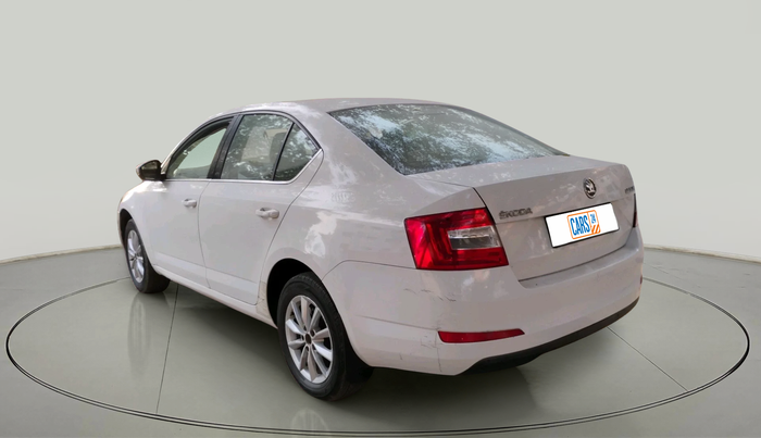 2014 Skoda Octavia ELEGANCE 2.0 TDI AT, Diesel, Automatic, 1,26,459 km, exterior