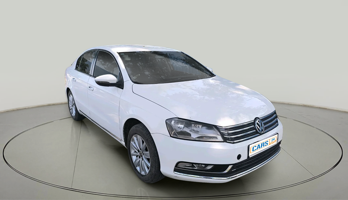 2012 Volkswagen Passat TRENDLINE MT, Diesel, Manual, 1,67,939 km, exterior