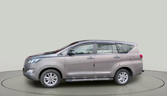 2017 Toyota Innova Crysta 2.4 G 8 STR, Diesel, Manual, 1,52,229 km, exterior