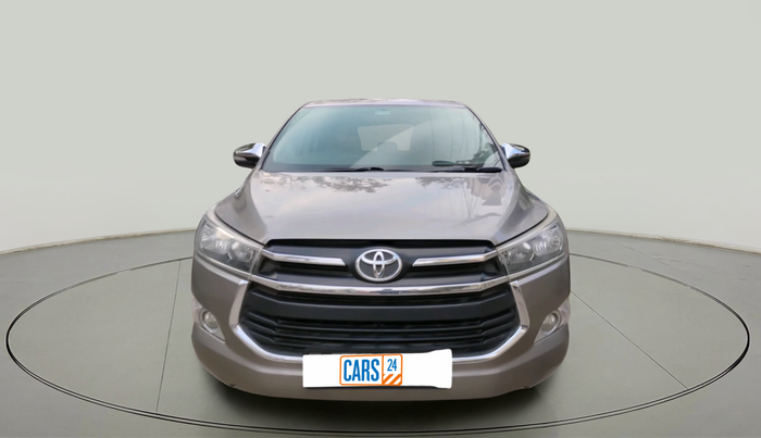 2017 Toyota Innova Crysta 2.4 G 8 STR, Diesel, Manual, 1,52,229 km, exterior