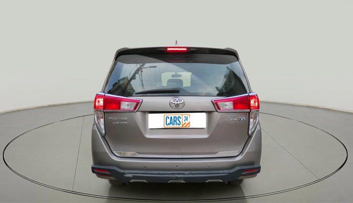 2017 Toyota Innova Crysta 2.4 G 8 STR, Diesel, Manual, 1,52,229 km, exterior