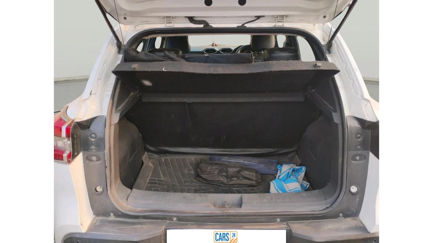 2023 Nissan MAGNITE XE, Petrol, Manual, 28,672 km, exterior