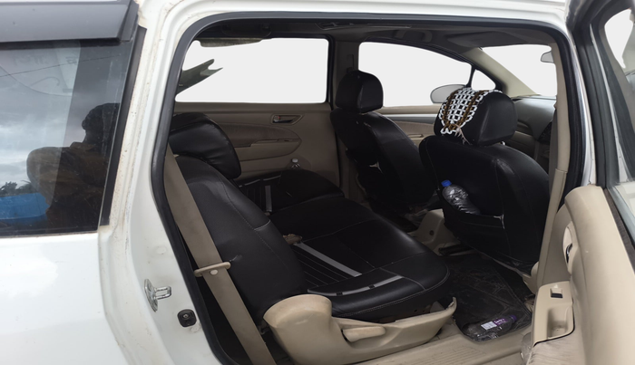 2014 Maruti Ertiga ZDI, Diesel, Manual, 2,10,325 km, interior