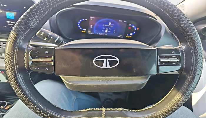 2023 Tata NEXON CREATIVE + 1.5 DIESEL, Diesel, Manual, 56,147 km, interior