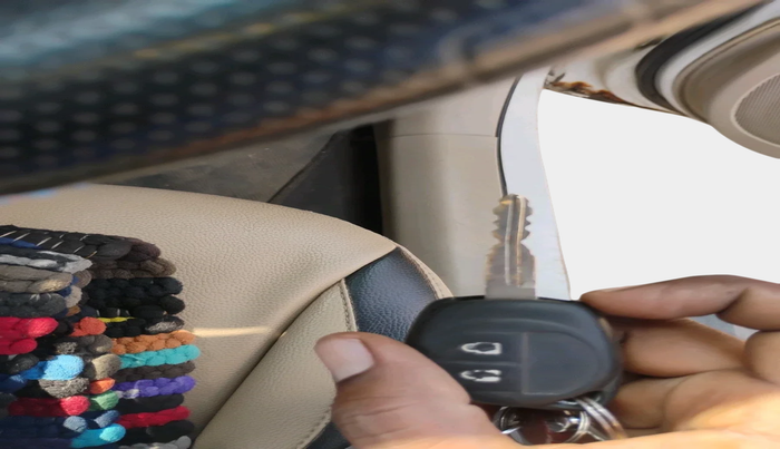 2013 Maruti Ertiga ZDI, Diesel, Manual, 3,84,907 km, interior