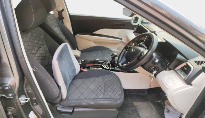 2024 Mahindra XUV 3XO MX1 1.2 L TCMPFi, Petrol, Manual, 11,621 km, interior