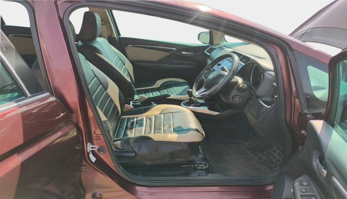 2016 Honda Jazz 1.5L I-DTEC V, Diesel, Manual, 1,13,998 km, interior