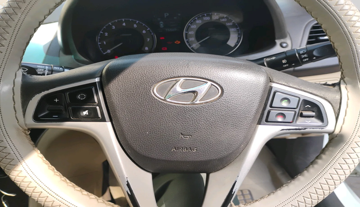2011 Hyundai Verna FLUIDIC 1.6 VTVT SX AT, Petrol, Automatic, 75,569 km, interior