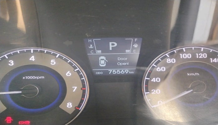 2011 Hyundai Verna FLUIDIC 1.6 VTVT SX AT, Petrol, Automatic, 75,569 km, interior