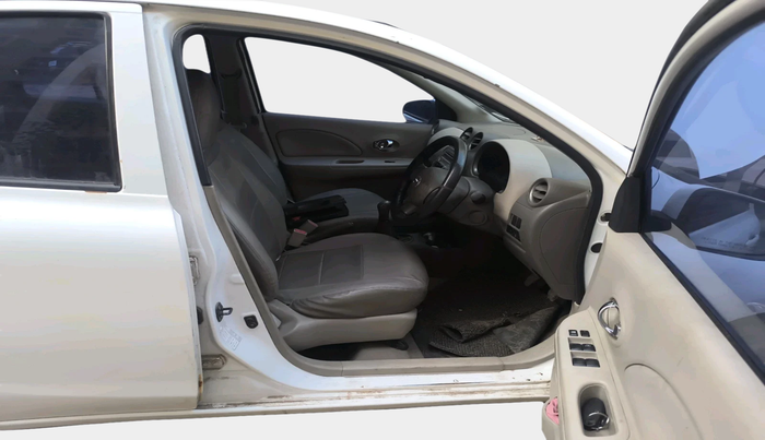 2011 Nissan Micra XV DIESEL, Diesel, Manual, 1,23,156 km, interior