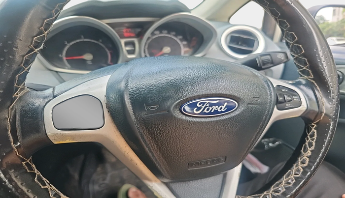 2011 Ford Fiesta TITANIUM DIESEL, Diesel, Manual, 2,76,241 km, interior