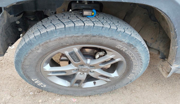 2023 Mahindra Thar LX P 2WD AT HT, Petrol, Automatic, 9,759 km, tyre