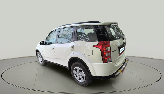 2018 Mahindra XUV500 W6, Diesel, Manual, 1,50,416 km, exterior