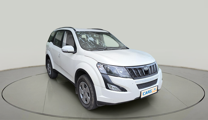 2018 Mahindra XUV500 W6, Diesel, Manual, 1,50,416 km, exterior