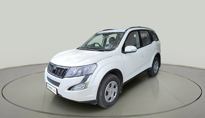 2018 Mahindra XUV500 W6, Diesel, Manual, 1,50,416 km, exterior