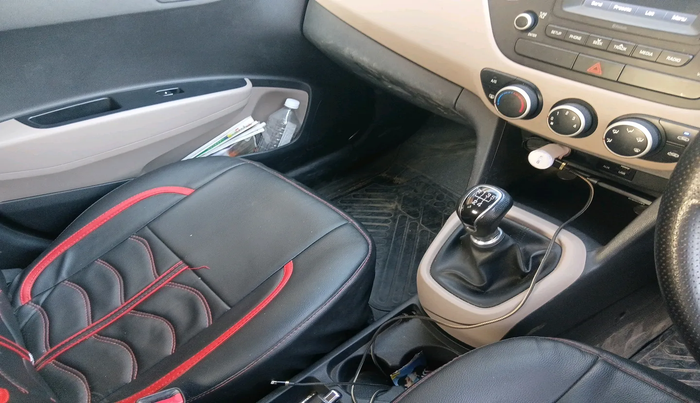 2017 Hyundai Grand i10 SPORTZ U2 1.2 CRDI, Diesel, Manual, 78,928 km, interior